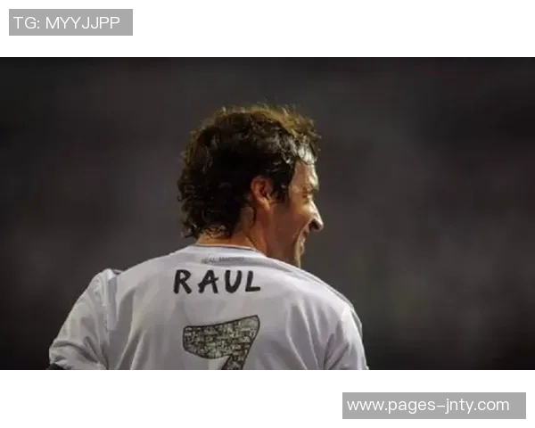 西超杯历史进球榜揭晓梅西14球领跑本泽马紧随其后莱万位列第三